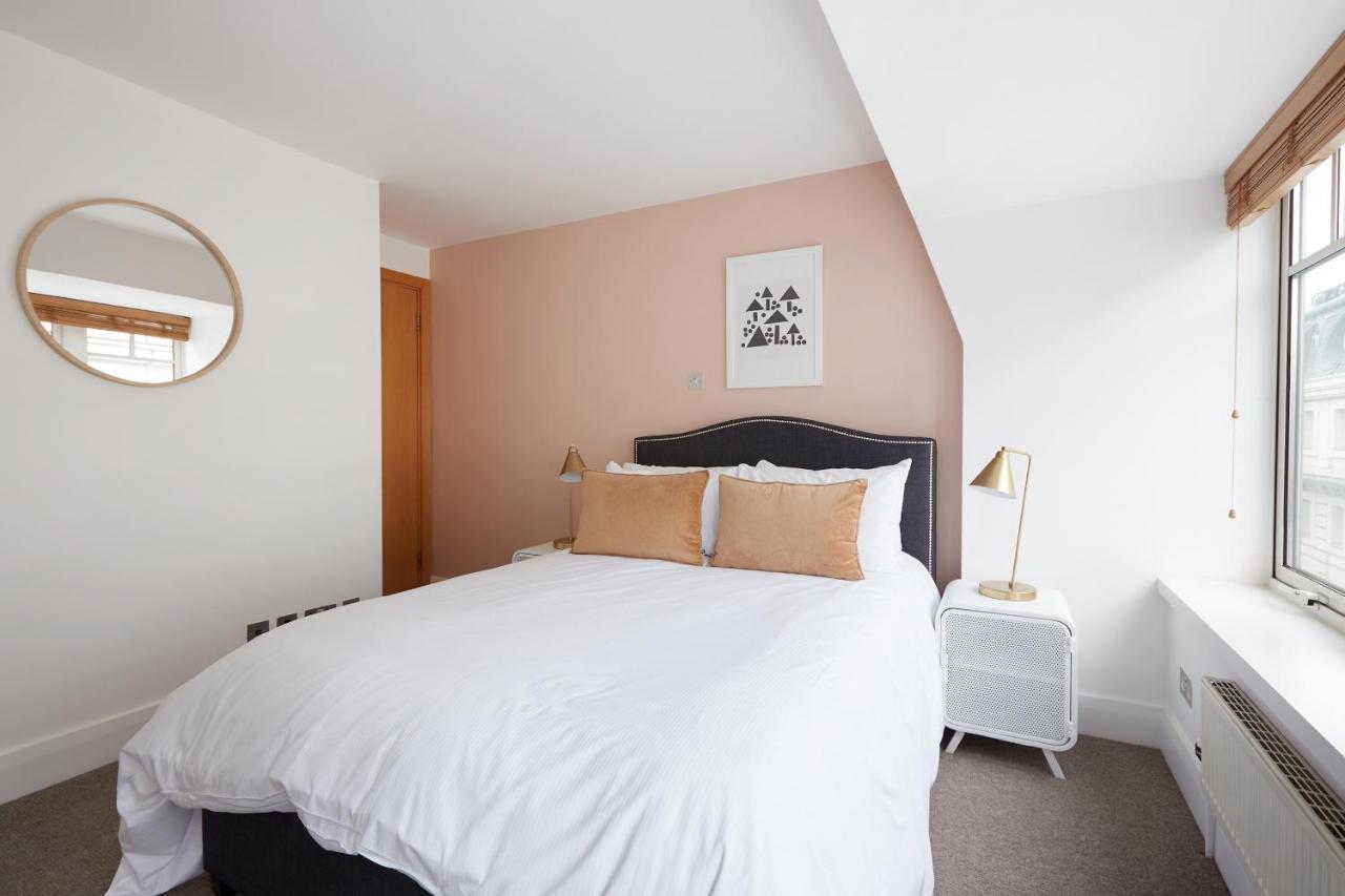 Sonder — Jermyn Street Aparthotel London Rum bild